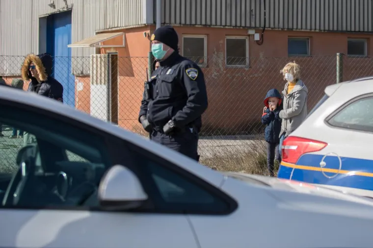 Zagrepčani nakon potresa krenuli na vikendice, izriče im se mjera samoizolacije