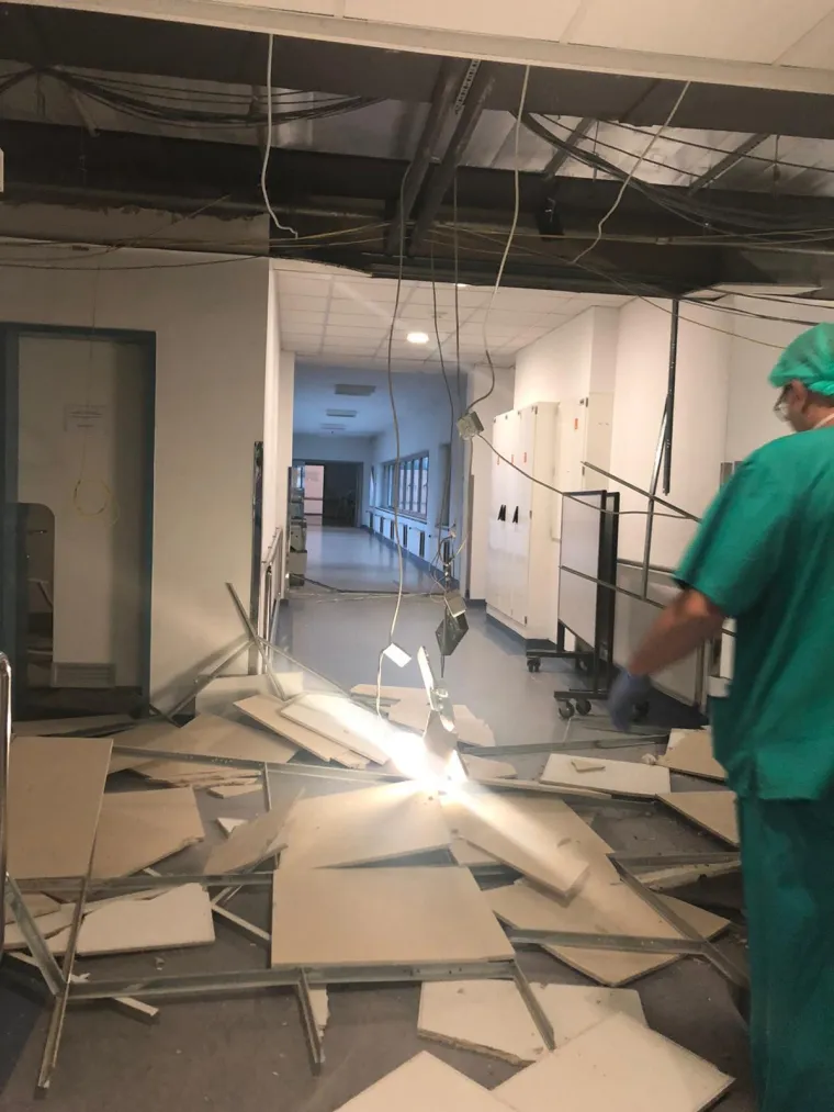 U zagrebačkim bolnicama popucali zidovi, uru&scaron;ili se stropovi: Prestra&scaron;ene mame s bebama iz Petrove stoje vani na hladnoći