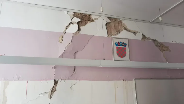 Gimnazija Titu&scaron; Brezovački pretrpjela velika o&scaron;tećenja