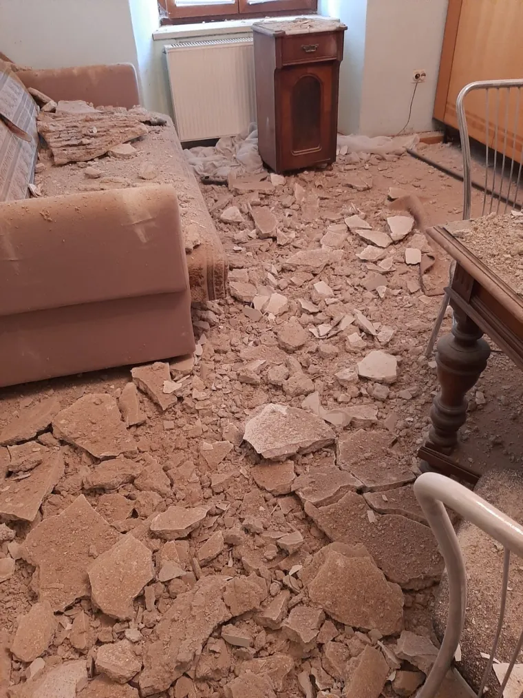 Potres je za sobom ostavio užasne posljedice: Evo kako sada izgleda župni dvor u Čučerju