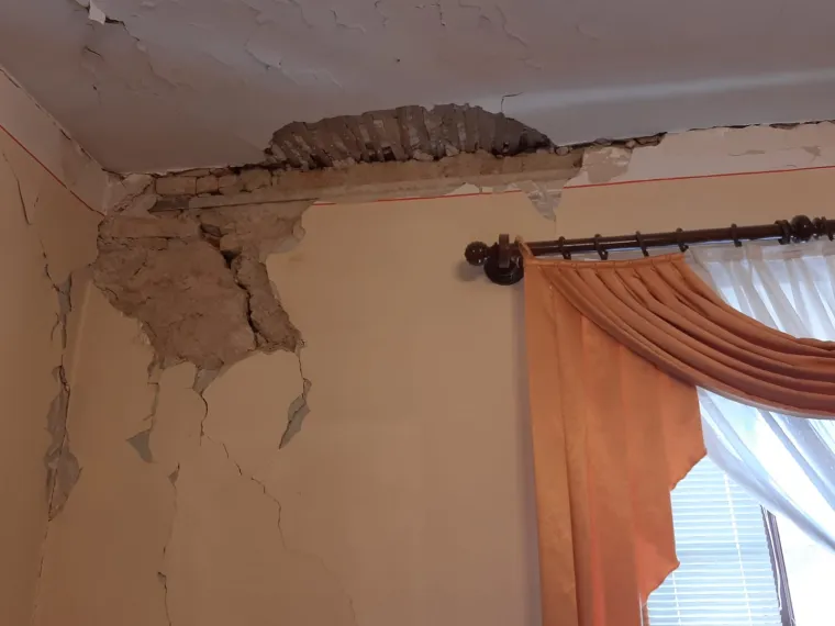 Potres je za sobom ostavio užasne posljedice: Evo kako sada izgleda župni dvor u Čučerju