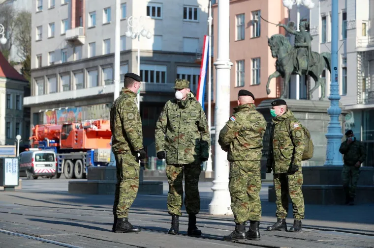Evo kako izgleda Zagreb dan nakon užasnog potresa: Vojska čini sve da se život vrati u normalu