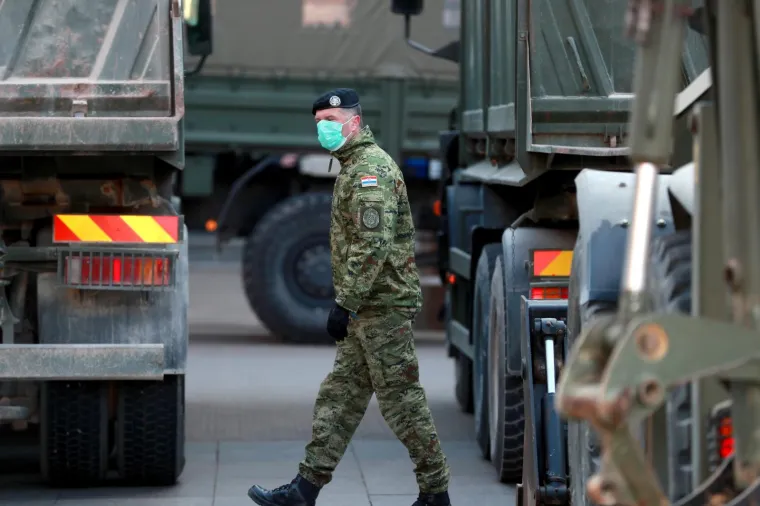 Evo kako izgleda Zagreb dan nakon užasnog potresa: Vojska čini sve da se život vrati u normalu