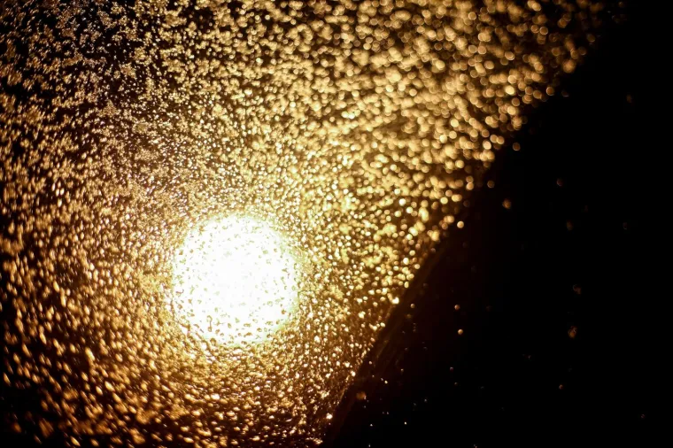 23.03.2020.,Zagreb - Snijeg u vecernjim satima zabijelio grad. 
Photo: Marin Tironi/PIXSELL