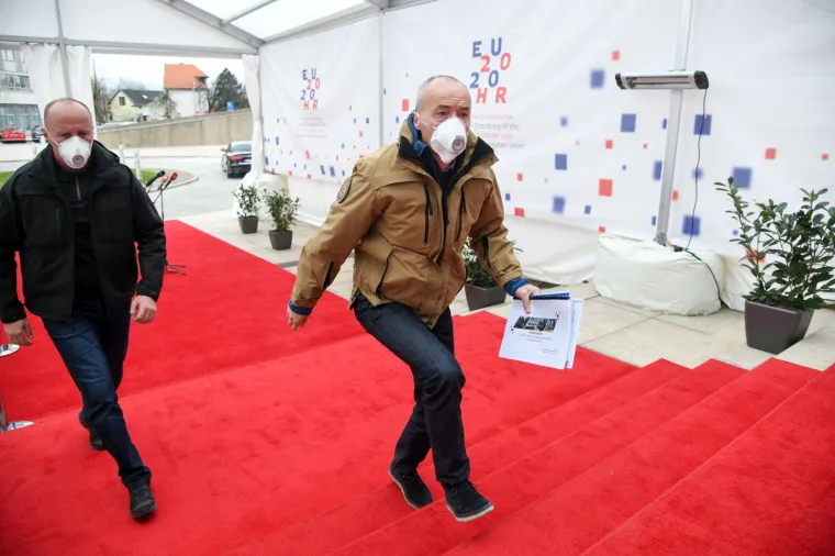 Bandić i Krstičević nose maske protiv koronavirusa: Bilo bi to vrlo pohvalno da ih ne nose - naopako!