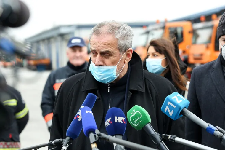 Bandić i Krstičević nose maske protiv koronavirusa: Bilo bi to vrlo pohvalno da ih ne nose - naopako!