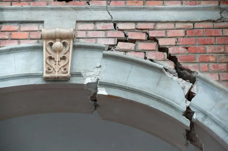 Mirogoj nikad tužniji: Pogledajte posljedice potresa na poznatom zagrebačkom groblju