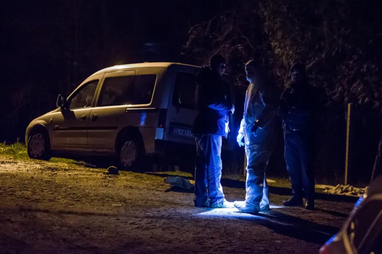 Na cesti kod Slatine ubio mu&scaron;karca pa pucao na policiju! Herojski čin policajca spasio stvar