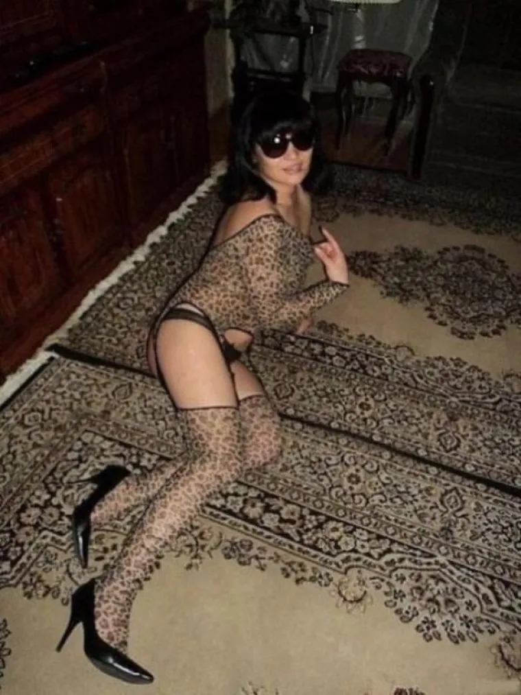 RUSI KOJI TRAŽE LJUBAV PUTEM INTERNETA STVARNO SU NEOBIČAN PRIZOR: Bizarni i u dobru i u zlu...