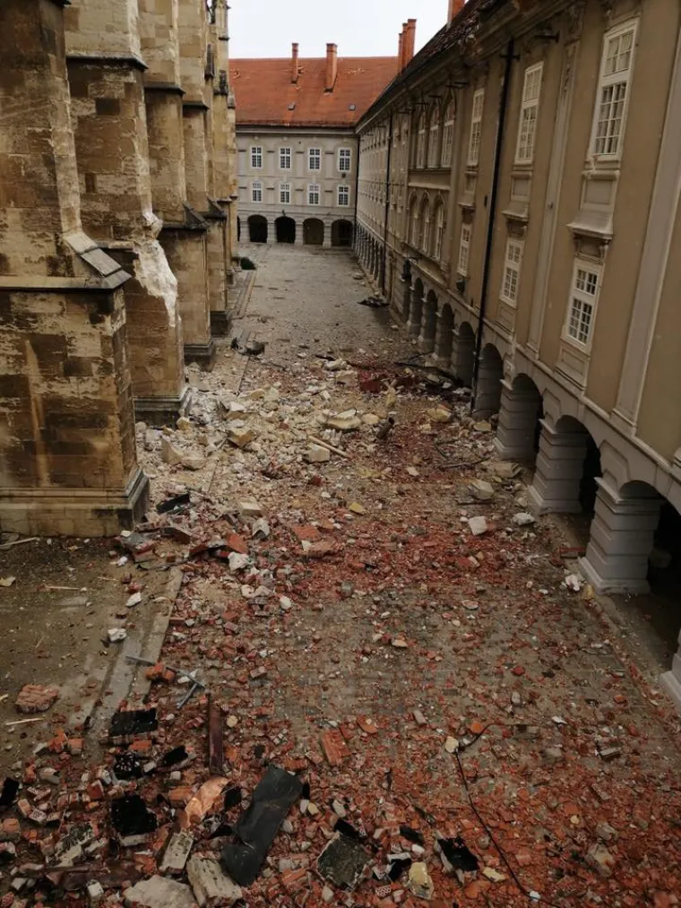 Dimnjaci i crjepovi prijete građanima, u nekim kućama ne može se živjeti