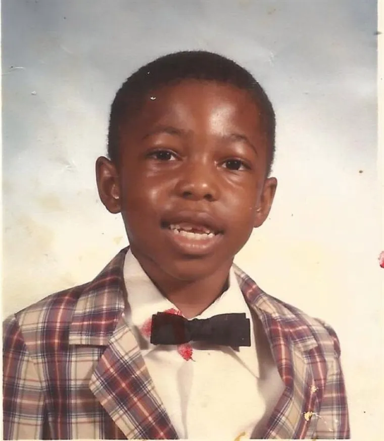 ZNATE ONAJ IZAZOV S FOTOGRAFIJAMA IZ PRO&Scaron;LOSTI? E pa, na fotke ovih likova otkida se cijeli svijet