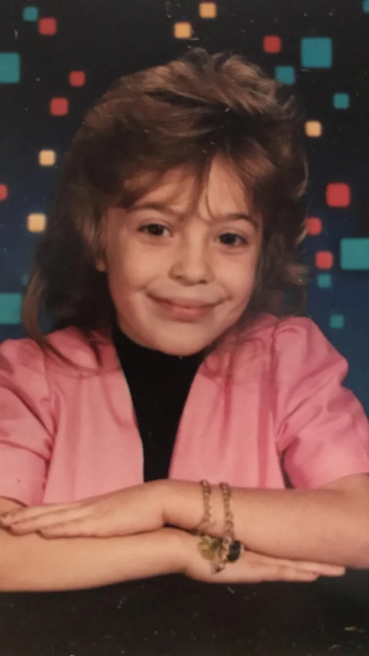 ZNATE ONAJ IZAZOV S FOTOGRAFIJAMA IZ PRO&Scaron;LOSTI? E pa, na fotke ovih likova otkida se cijeli svijet