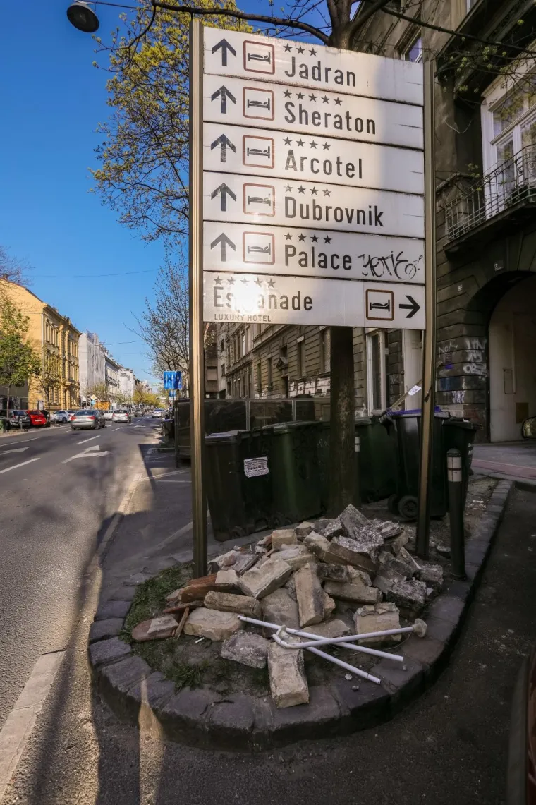 Ovo su grozne slike sa zagrebačkih ulica 11 dana nakon razarajućeg potresa!