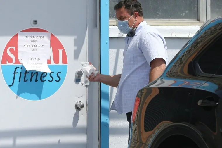 MJERE SE NE ODNOSE NA VIP KORISNIKE: Slavna pjevačica vježba u teretani koja je zatvorena za javnost