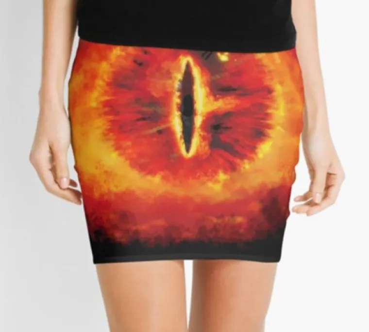 POKAZALI SMO VAM VEĆ BRDO MODNIH FAILOVA, ALI OVI SU NAJVEĆI OD SVIH: Dokaz da se neki ljudi oblače u mraku