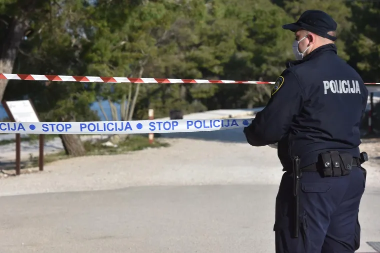 Policija zatvorila &scaron;etnicu u &Scaron;ibeniku