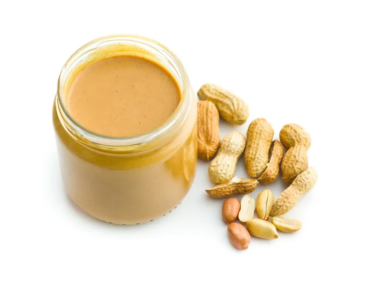 Zabila bih ga u teglu kikiriki namaza