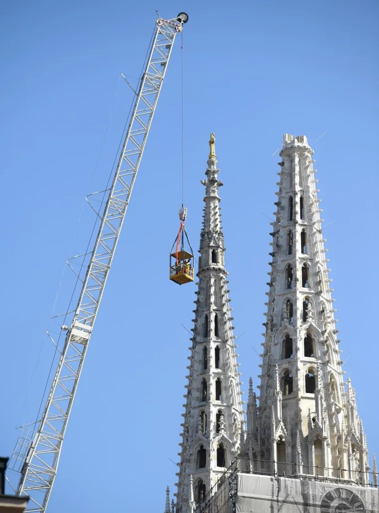 Jo&scaron; se utvrđuje &scaron;teta: Vrijedni radnici detaljno pregledavaju simbol grada nakon potresa