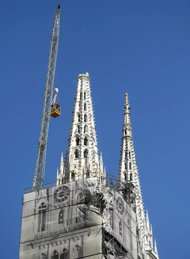 Jo&scaron; se utvrđuje &scaron;teta: Vrijedni radnici detaljno pregledavaju simbol grada nakon potresa