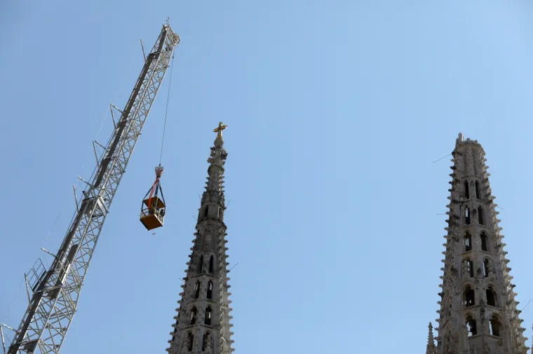 Jo&scaron; se utvrđuje &scaron;teta: Vrijedni radnici detaljno pregledavaju simbol grada nakon potresa