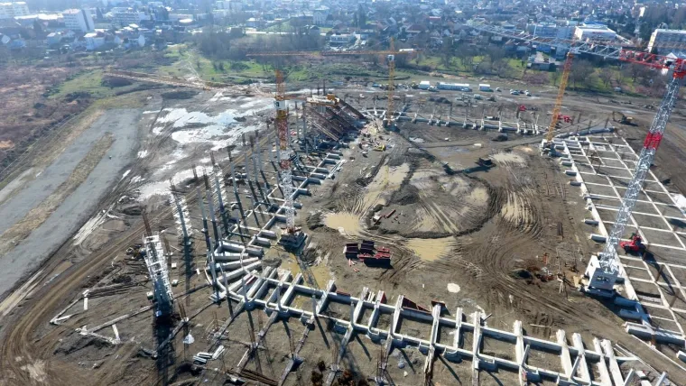 OSJEČANI POKAZALI MODRIMA KAKO SE TO RADI: Dok u Zagrebu samo pričaju o novom stadionu, 300 km dalje gradi se punom parom