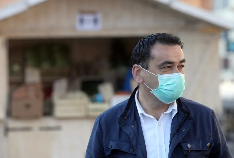 Ni Dolac nije &scaron;to je bio: Tržnica je ponovno otvorena za kupce, a na njoj su postavljene kućice