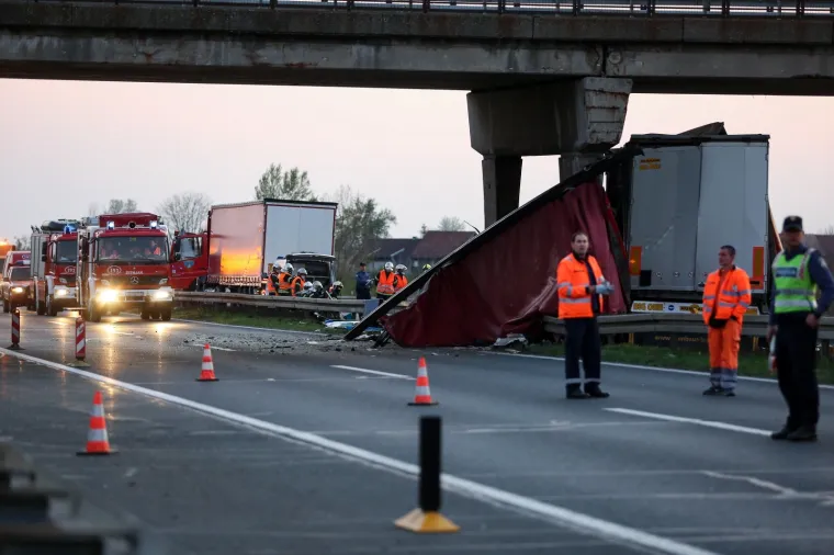 Užas na zagrebačkoj zaobilaznici: &Scaron;leper se zabio u nadvožnjak, jedna osoba stradala