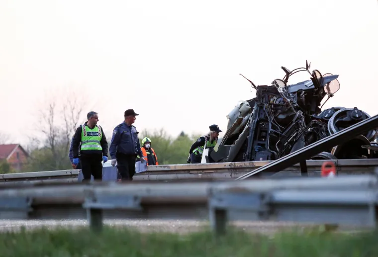10.04.2020., Zagreb - Prometna nesreca na obilaznici izmedju cvora Kosnica i mosta Sava u smjeru Bregana. Jedna osoba je smrtno stradala. Photo: Emica Elvedji/PIXSELL