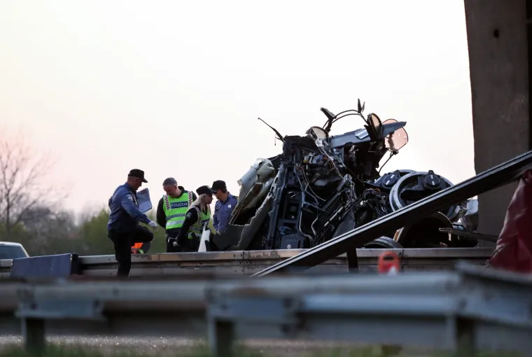 10.04.2020., Zagreb - Prometna nesreca na obilaznici izmedju cvora Kosnica i mosta Sava u smjeru Bregana. Jedna osoba je smrtno stradala. Photo: Emica Elvedji/PIXSELL