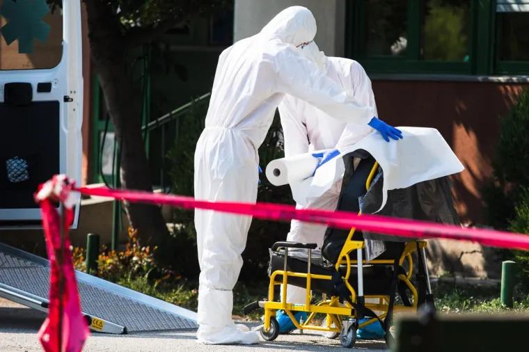 Započela evakuacija umirovljenika iz splitskog Doma u makarsku Biovku