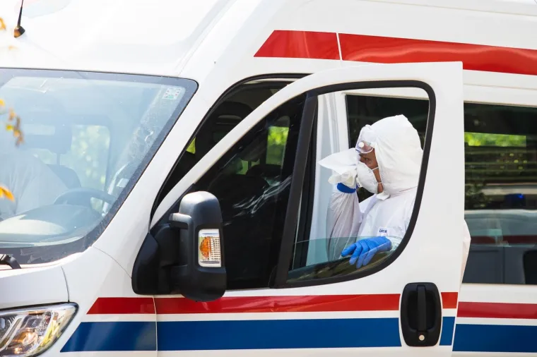 Započela evakuacija umirovljenika iz splitskog Doma u makarsku Biovku