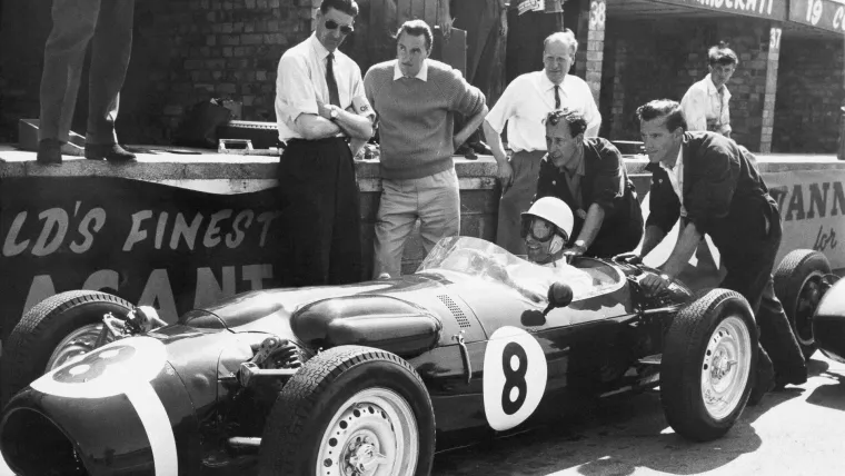 Sir Stirling Moss u bolidu