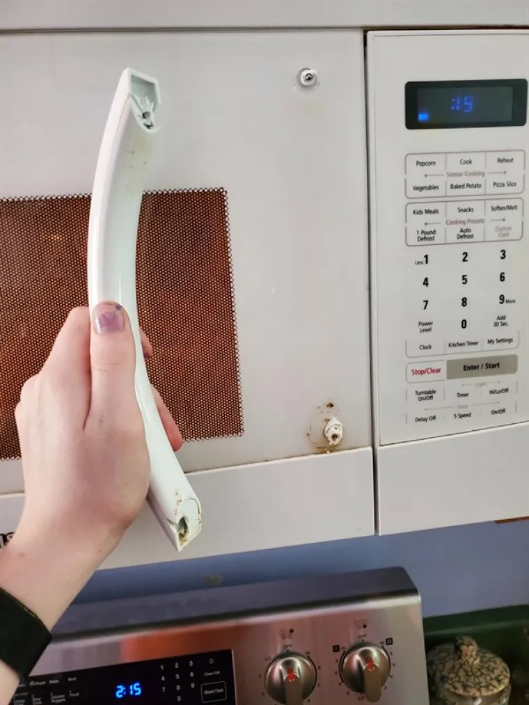 SVAKI PUT KAD POMISLITE DA VAM JE DAN GROZAN... Totalne tragedije ovih ljudi dokazuju da uvijek može gore