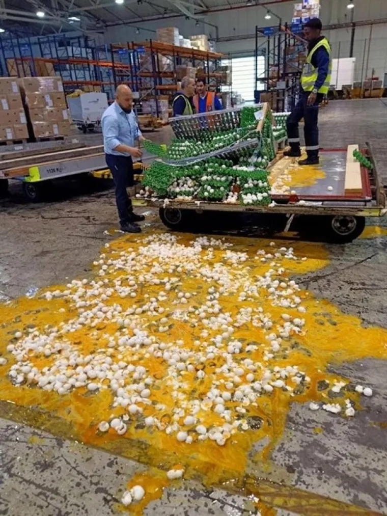 SVAKI PUT KAD POMISLITE DA VAM JE DAN GROZAN... Totalne tragedije ovih ljudi dokazuju da uvijek može gore