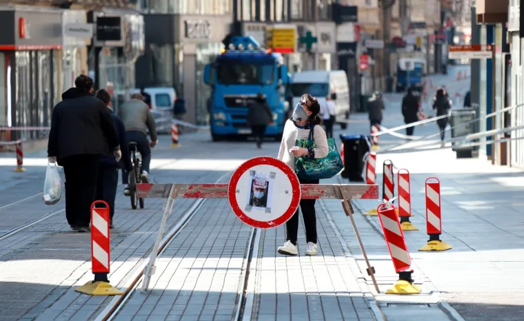 Milan Bandić dobio je svoj 'prometni znak' na početku Ilice