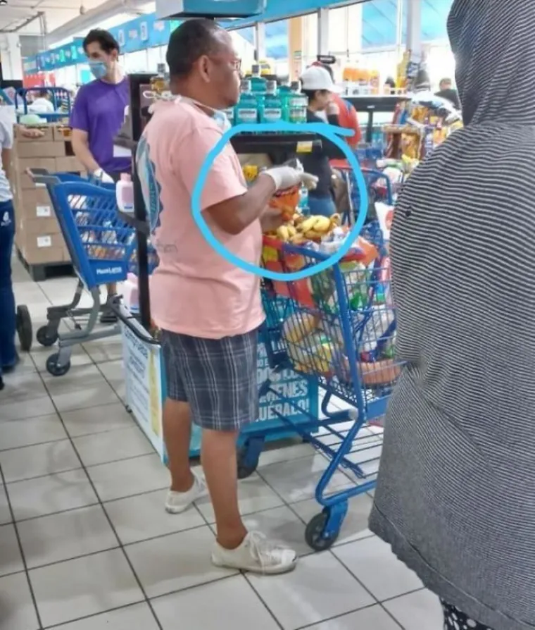 MASOVNO DIJELE PRAVE PRIMJERE COVIDIOTA: Važno da su se opremili maskama i rukavicama, a to kako ih rabe je manje važno