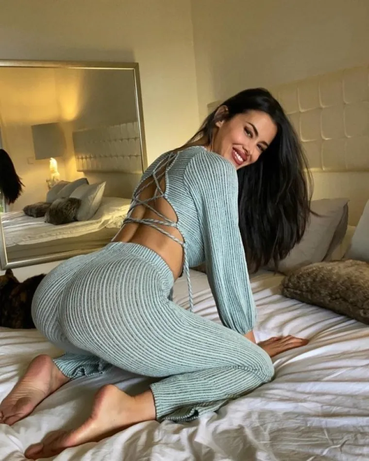 IZBACILE GUZE KAO DA SUTRA NE POSTOJI: Te&scaron;ko im je jer se ne mogu hvaliti na plaži pa dijele &scaron;kakljive fotke gdje stignu