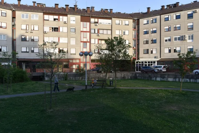 Zagrepčani ponovno lupali loncima protiv Bandića