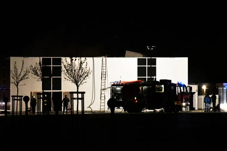 Izbio požar u sali za vjenčanja u Slavonskom Brodu: Vatrogasci su brzo svladali vatrenu stihiju