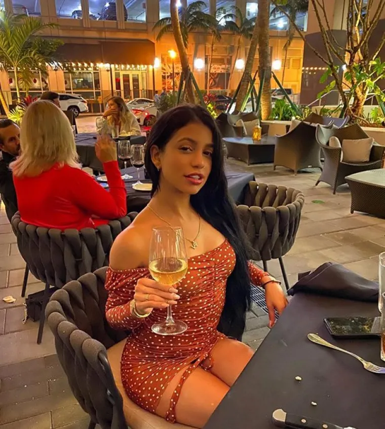 Veronica Rodrigues @teamvrod