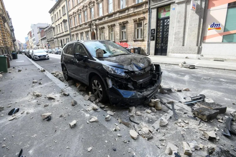 Prije točno mjesec dana Zagreb je pogodio razoran potres! Ovo su slike koje nikad nećemo zaboraviti
