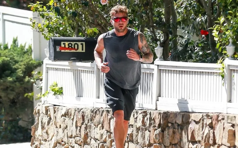 Glumac Ryan Phillippe početkom 00-ih bio je tiha patnja mnogih djevojaka, posebno nakon uloge zločestog dečka u filmu 'Okrutne namjere'. Ipak, posljednjih godina ga rijetko viđamo na velikim ekranima, ali i u javnosti.