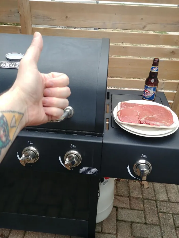 AKO VAM KARANTENA TE&Scaron;KO PADA, POGLEDAJTE KAKO JE NJIMA: Najveći pehisti kriju se u ovoj galeriji