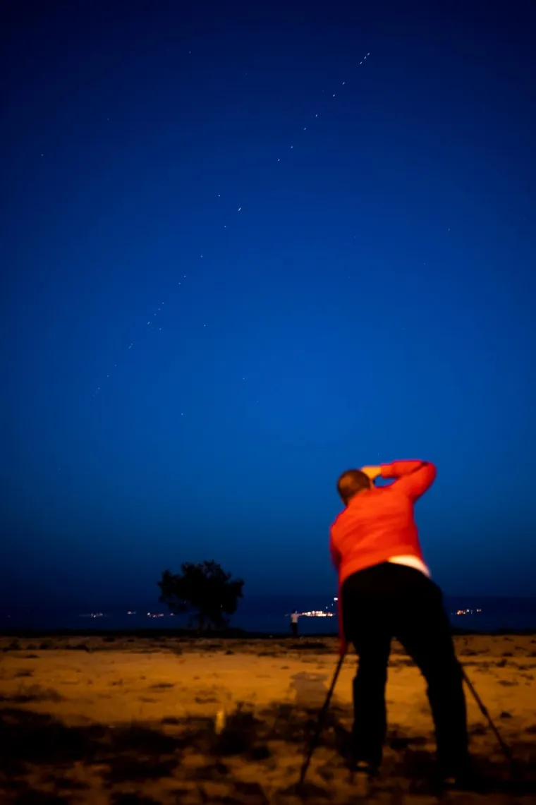 Starlink satelitska konstelacija od 60 satelita: Elon Musk nastavlja plan o pokrivenosti internetom