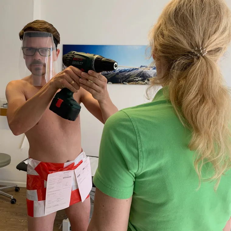 U znak protesta zbog nedostatka za&scaron;titne opreme: Njemački doktori pozirali goli