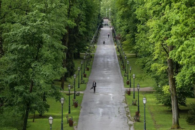 Neuobičajeno prazan Maksimir na dan obilježavanja Međunarodnog praznika rada