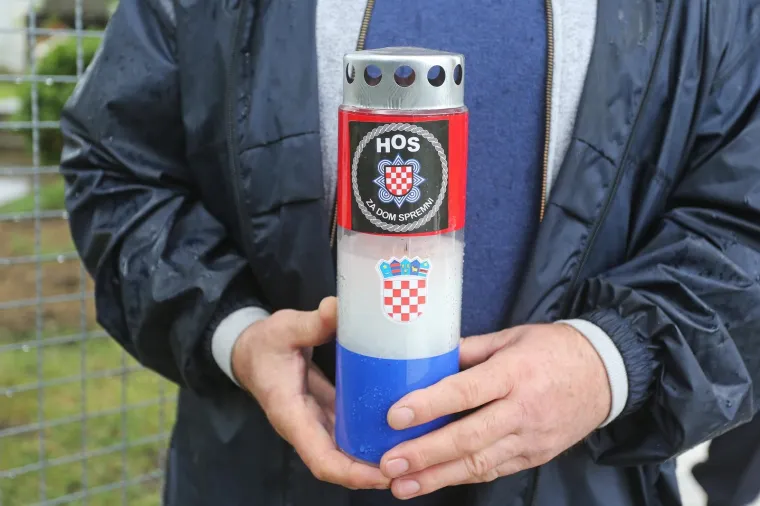 Branitelji ne odustaju! Na obljetnici Borovog sela ponovno se pojavili s natpisom 'Za dom spremni'