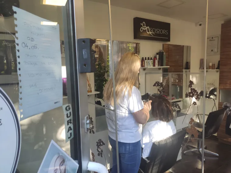 Frizeri počeli s radom, među prvim mu&scaron;terijama i RTL-ove zvijezde