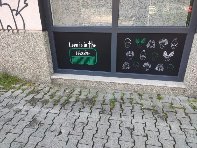 Frizeri počeli s radom, među prvim mu&scaron;terijama i RTL-ove zvijezde