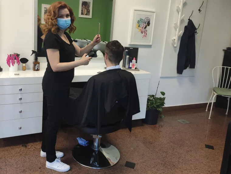 Frizeri počeli s radom, među prvim mu&scaron;terijama i RTL-ove zvijezde